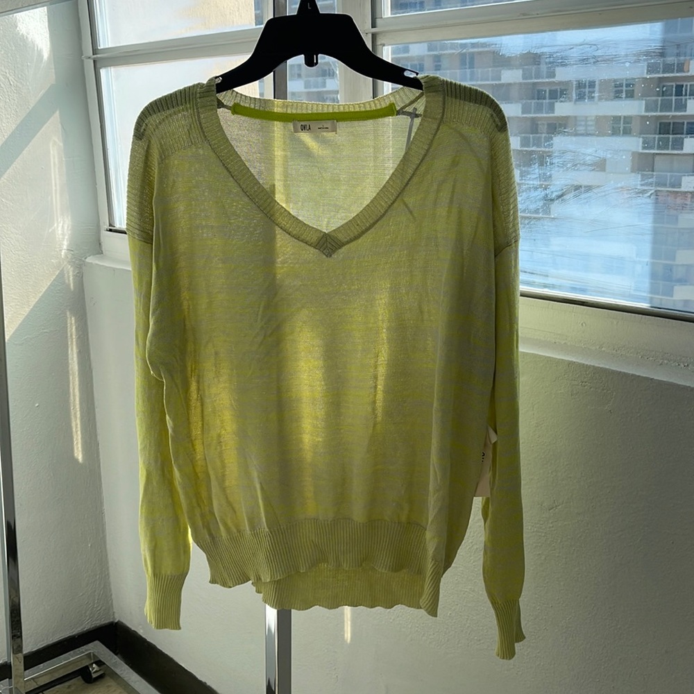 OVLA Citron Lightweight sweater Ombre Colors Large NWT